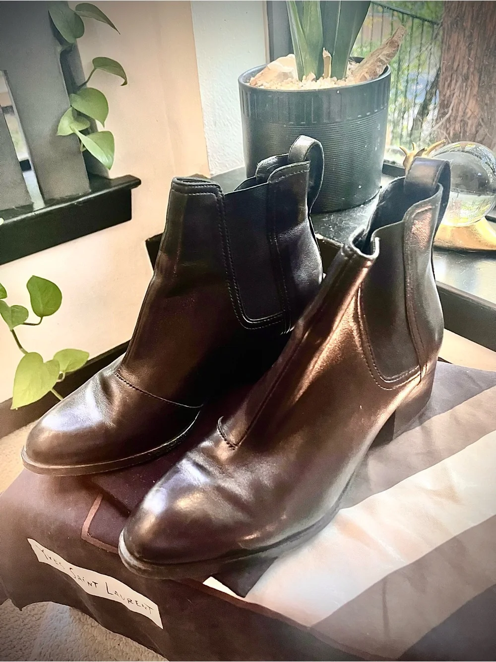 rag & bone Black Leather Chelsea Ankle Boots